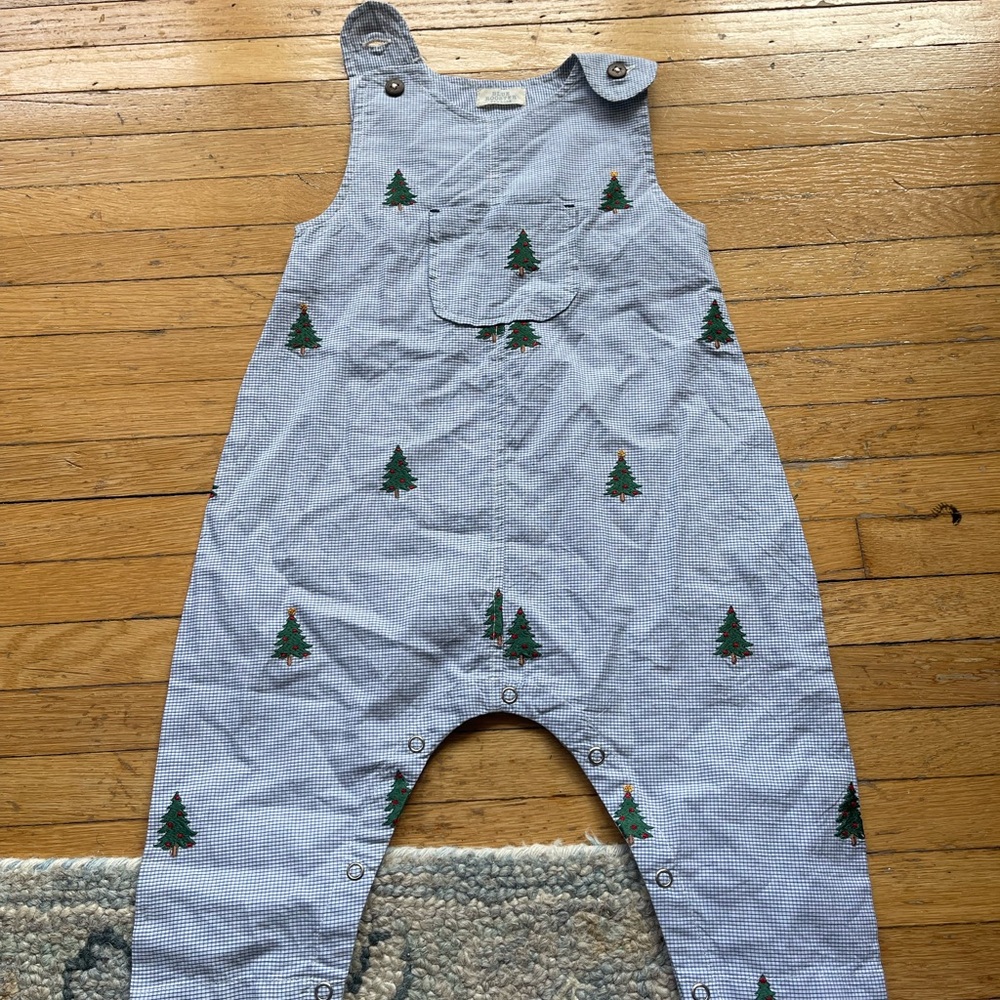 NWOT Blue Rooster/ Pink Chicken Christmas tree embroidered Noah Romper 12-18 mo